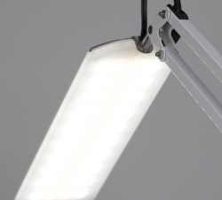 Лампа настольная светодиодная X-LED-20SWP БЕЛАЯ, 20Вт